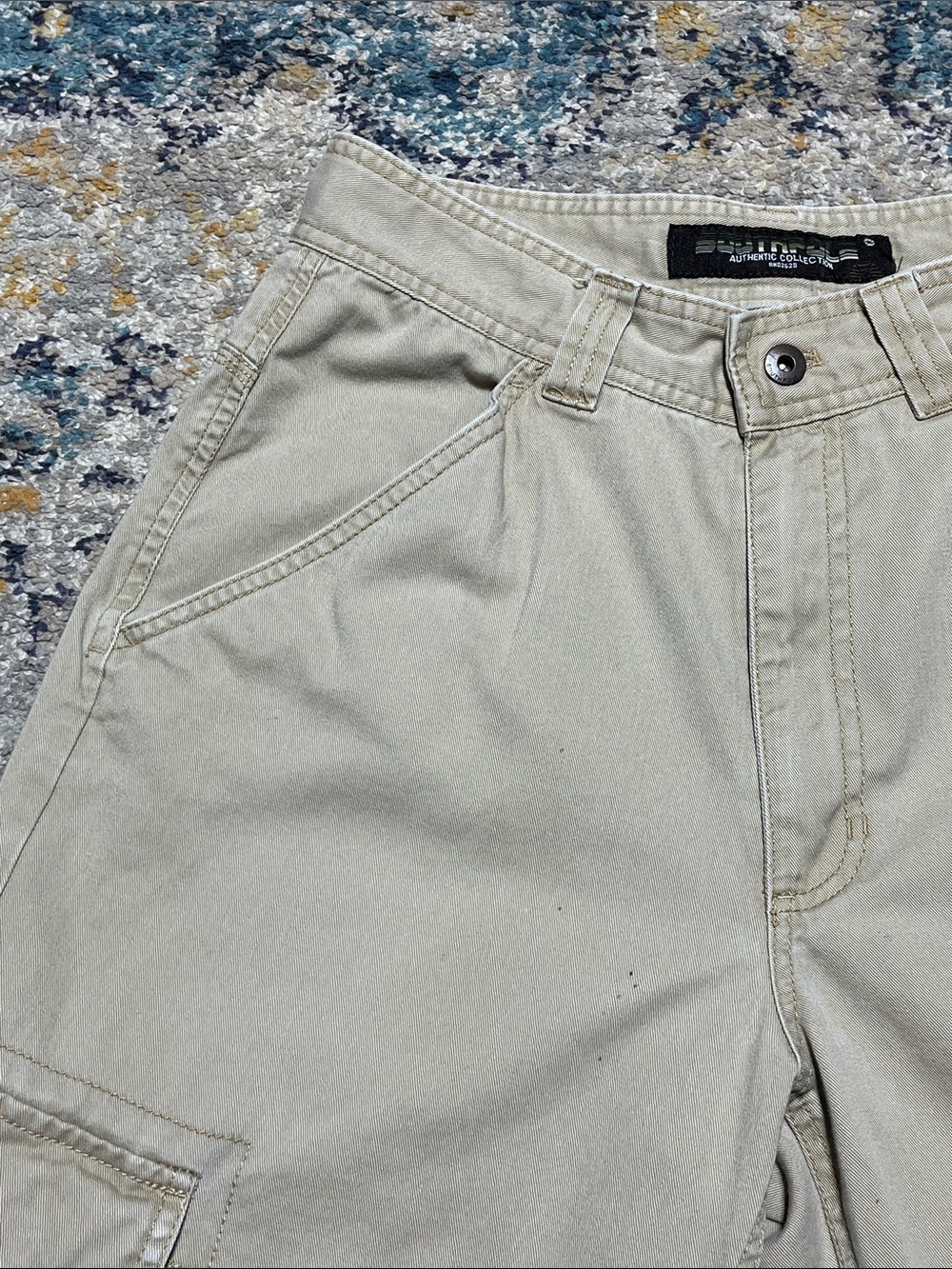 Y2K South Pole Baggy Tan Cargo Shorts with Embroidered Back Logo Size 29 - Picture 11 of 16